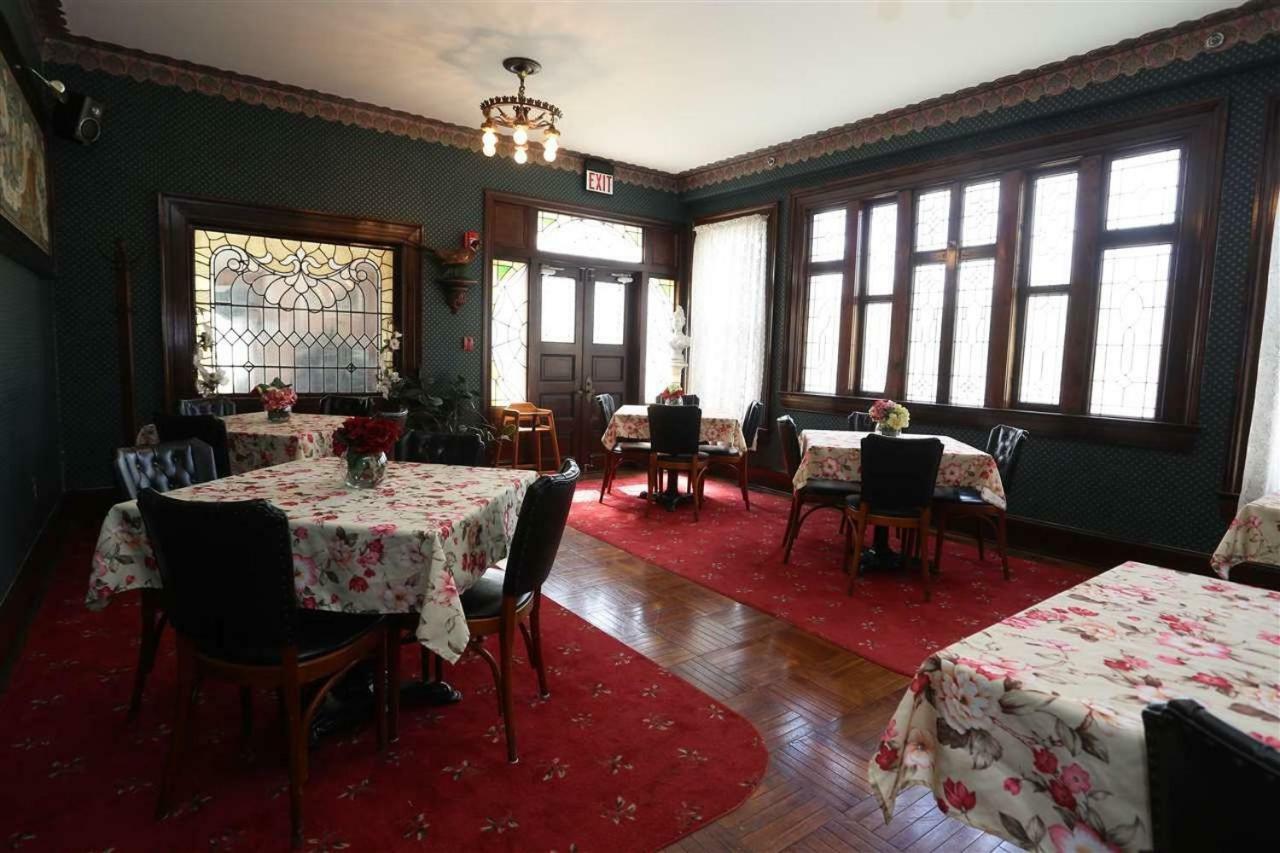 The Doctor'S Inn Кейп-Мэй-Корт-Хаус Экстерьер фото